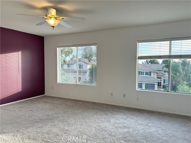 Building Photo - 10 Via Onza