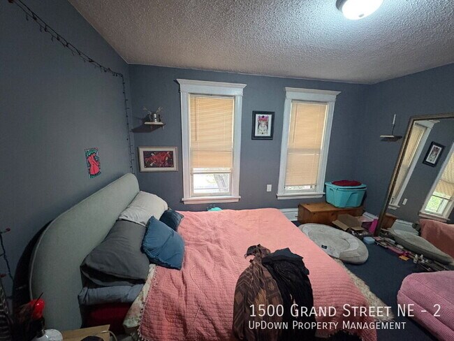 Building Photo - 1500 Grand St NE