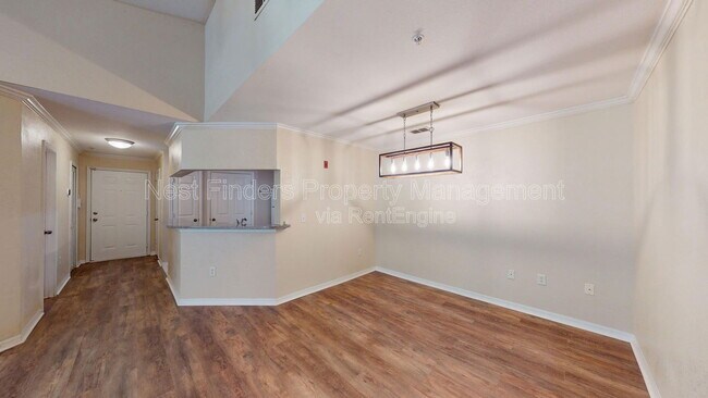Building Photo - 7800 Point Meadows Dr