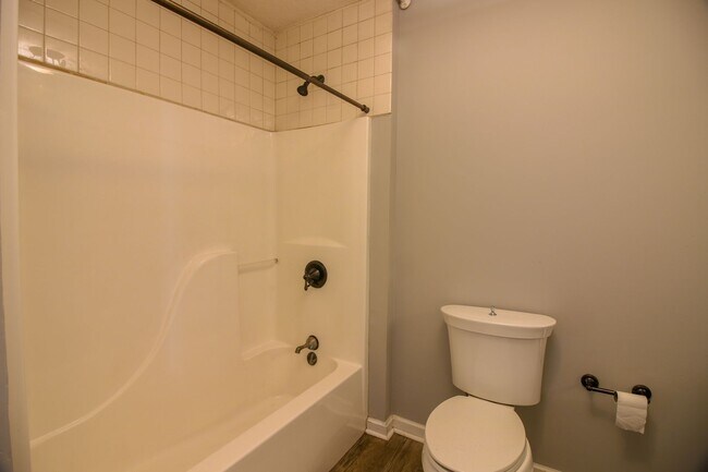 Building Photo - 3646 Walton St