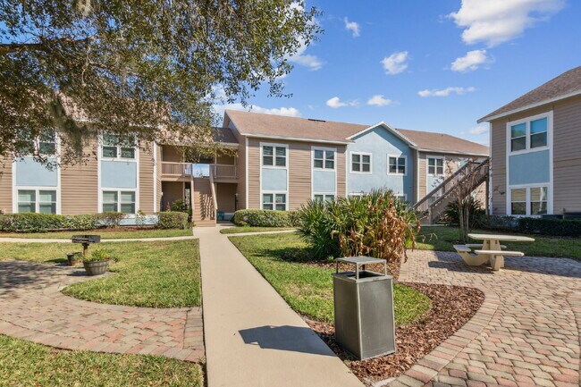 Building Photo - For Rent-  2nd months rent is FREE!!!!