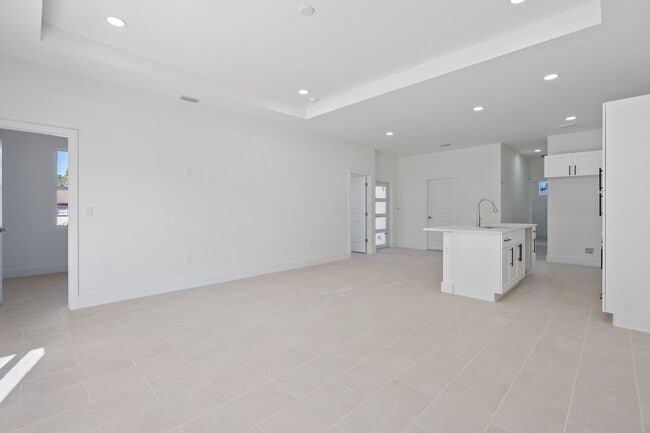 Building Photo - 5245-5247 26th St SW