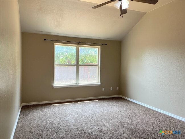 Building Photo - 201 Sladecek Dr