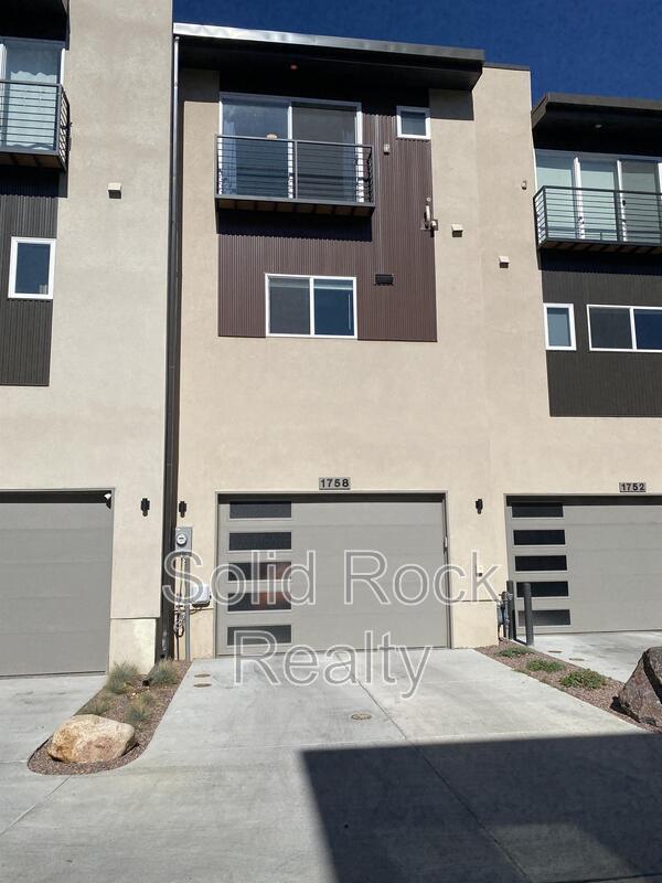 Building Photo - 1758 Creek Edge Vw