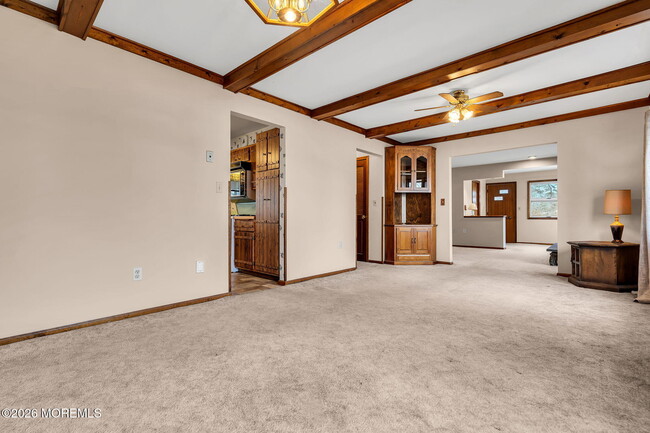 Building Photo - 501 Cable Ave