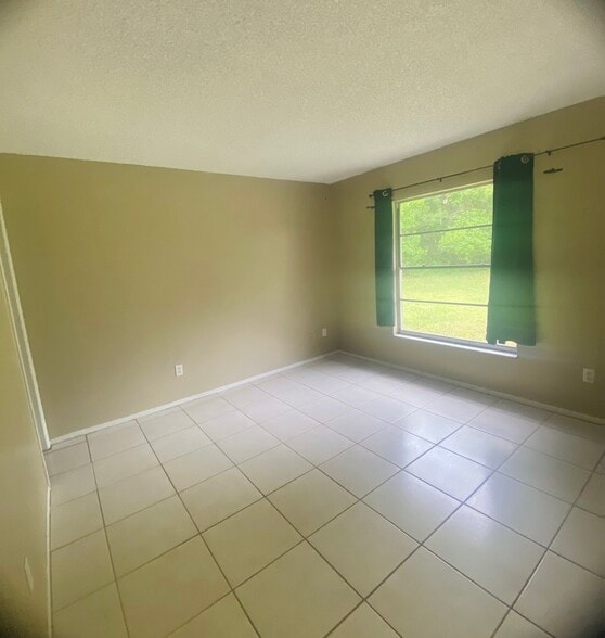 Building Photo - 932 Beau Ct