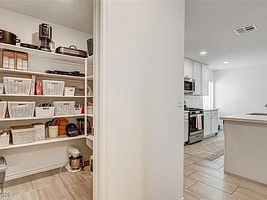 Building Photo - 3546 Reserve Ct