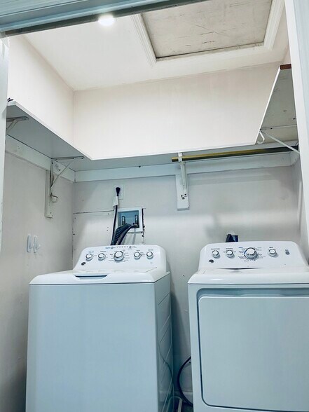 Building Photo - 17 Aldrich St