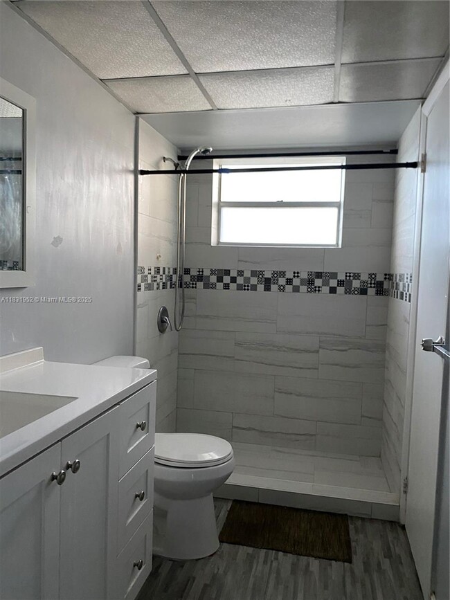 Building Photo - 5102 NW 36th St