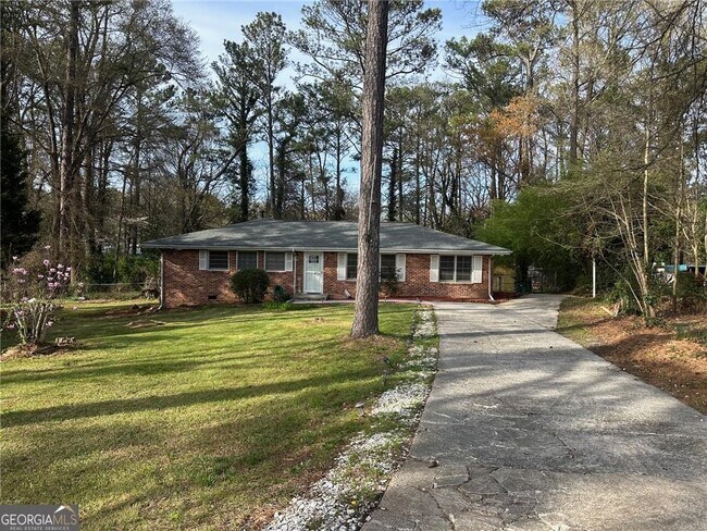 Building Photo - 6441 Dunmoor Dr