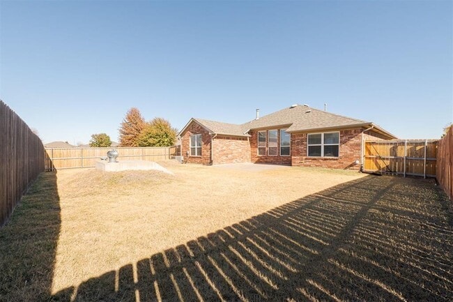 Building Photo - 14101 Saw Mill Rd