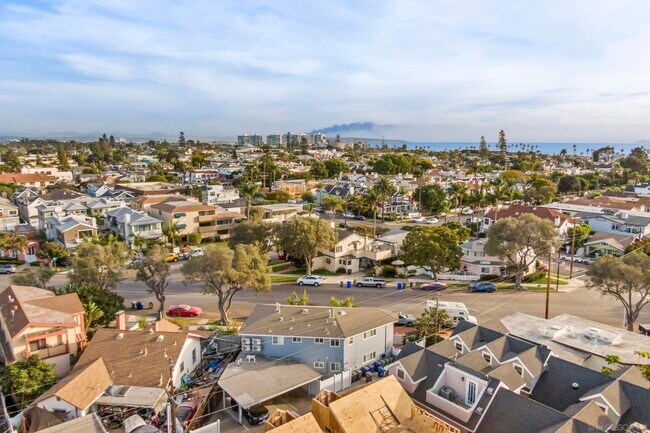 Building Photo - 854 Olive Ave