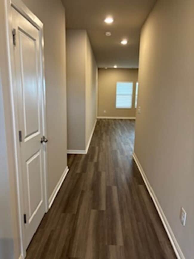 Building Photo - New Home!