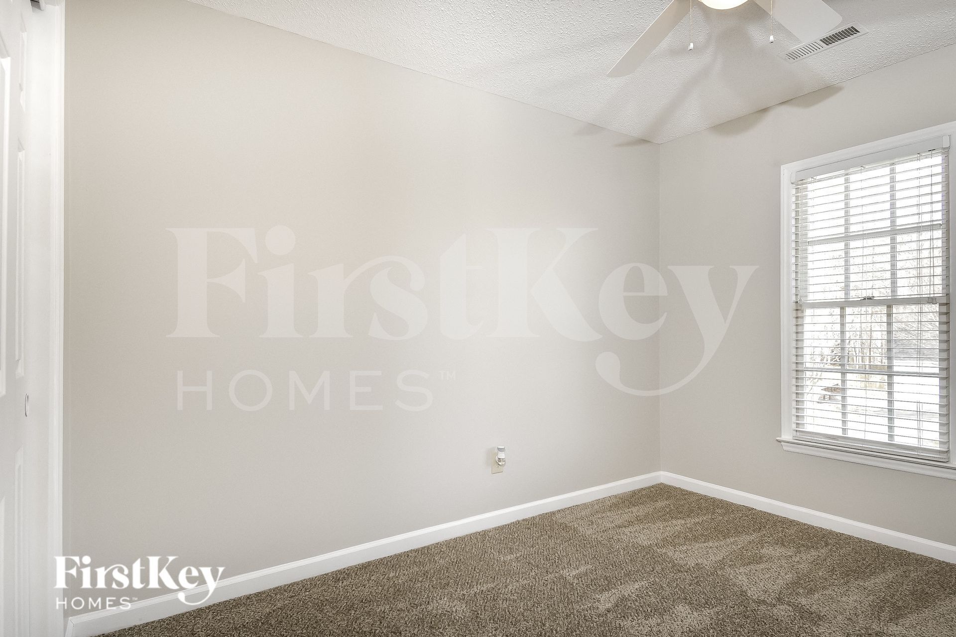 Building Photo - 6980 Avenbury Cir