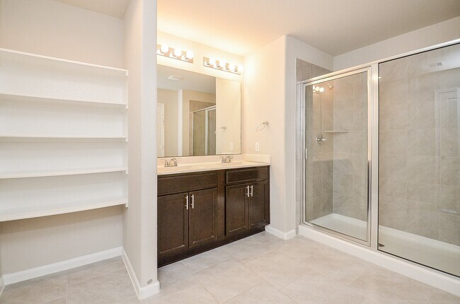 Building Photo - 3103 Floral Park Ct