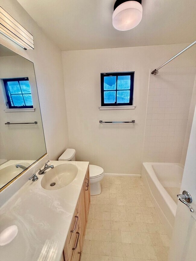 Building Photo - Mililani Mauka/3BR/2.5BA/Garage