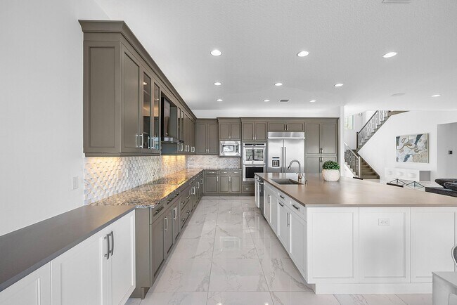 Building Photo - 19863 Meadowside Ln