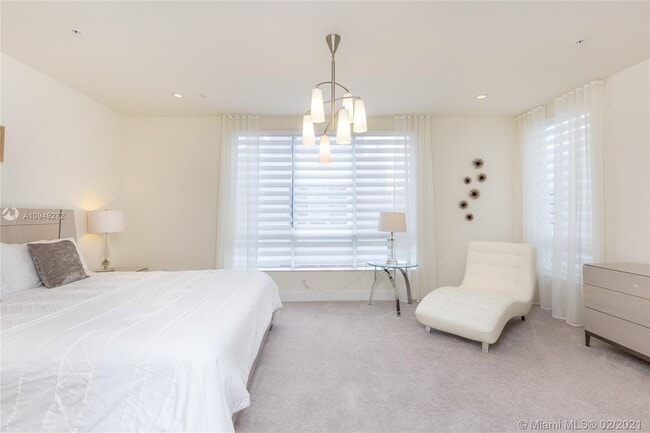 Building Photo - 6611 NW 105th Pl