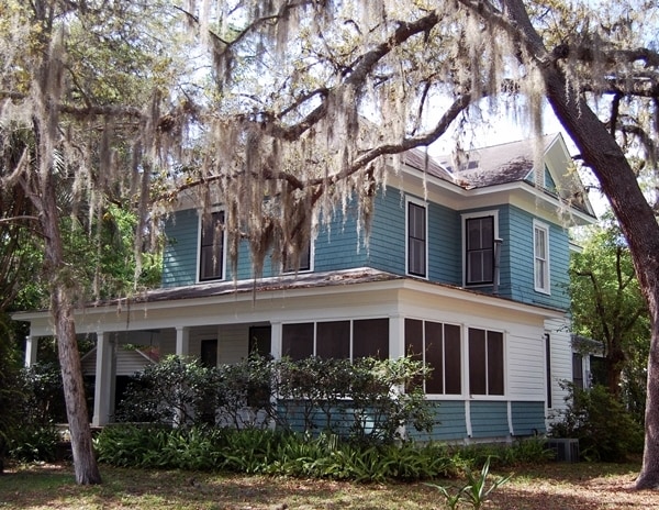Building Photo - 730 NE 4th Ave