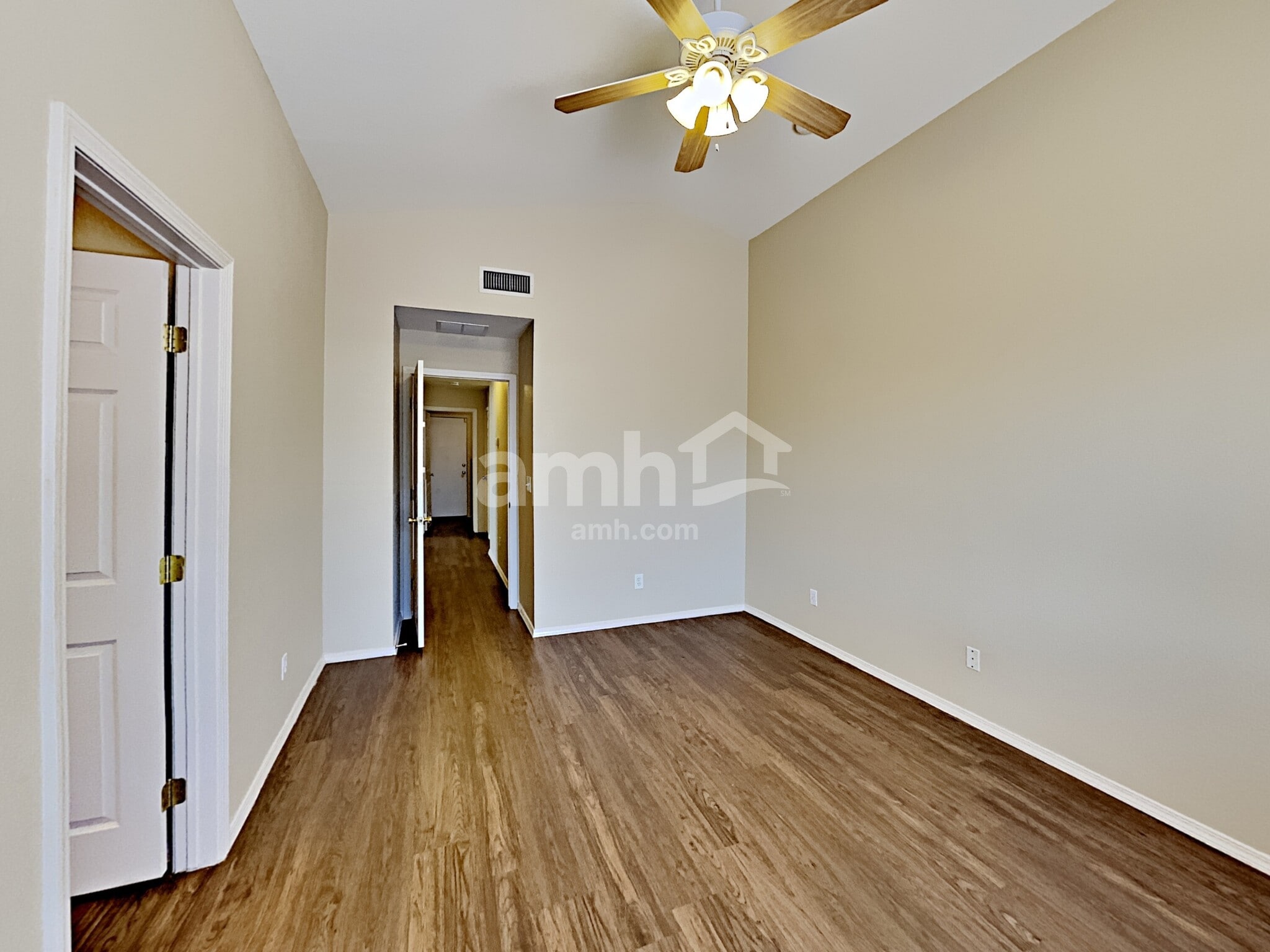 Building Photo - 7049 E Strike Eagle Way