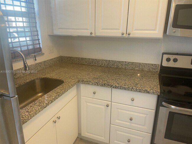 Building Photo - 8500 Sunrise Lakes Blvd