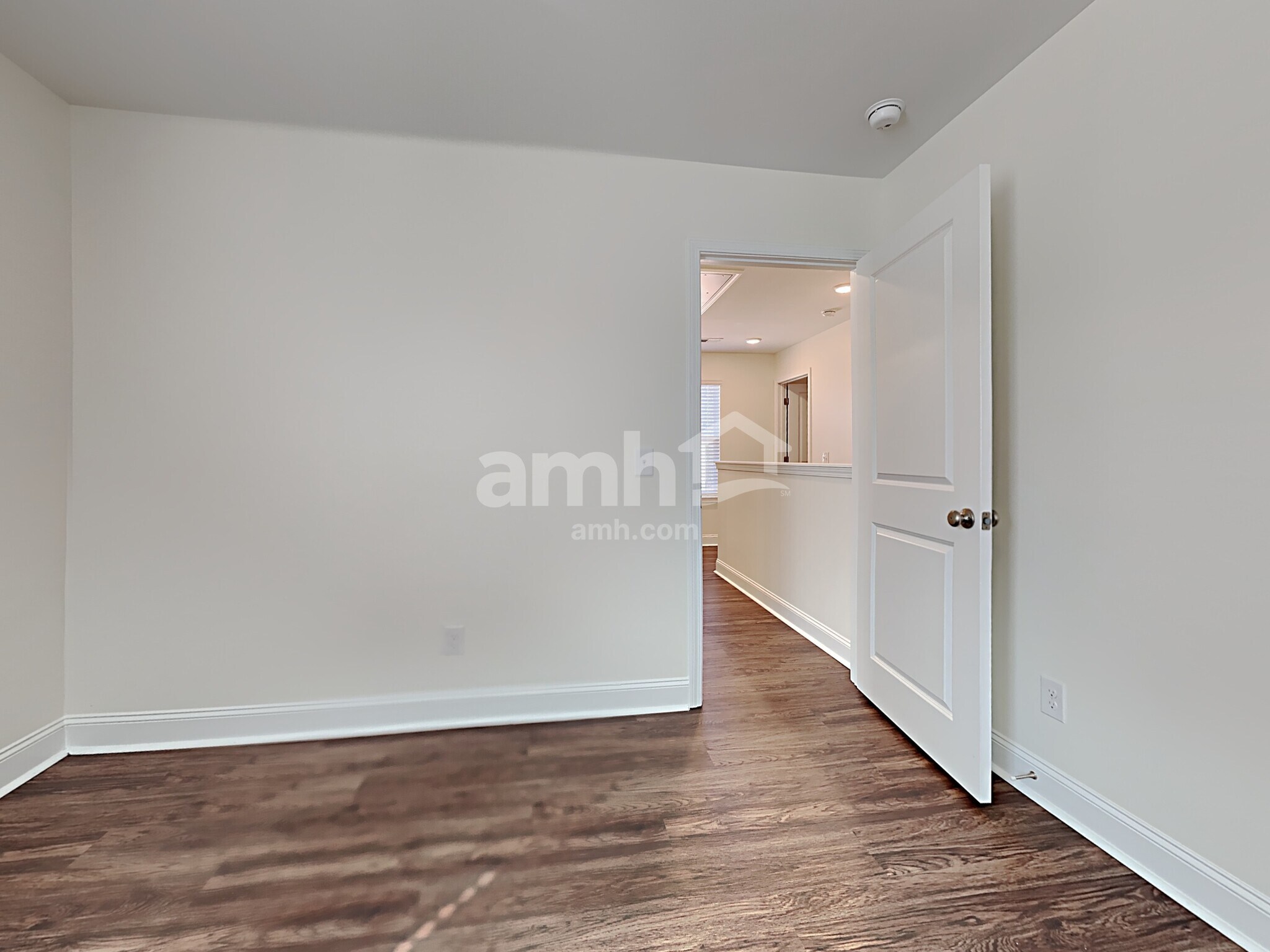 Building Photo - 1825 Produce Ln