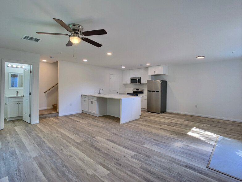 downstairs open floor plan - 1051 Greenfield Dr