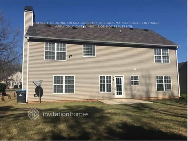 Building Photo - 220 Lake Valley Dr SW