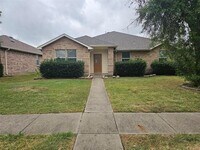 Building Photo - 3009 Meadow Bluff Dr