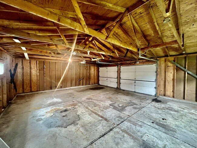 Building Photo - 1522 Alabama Ave