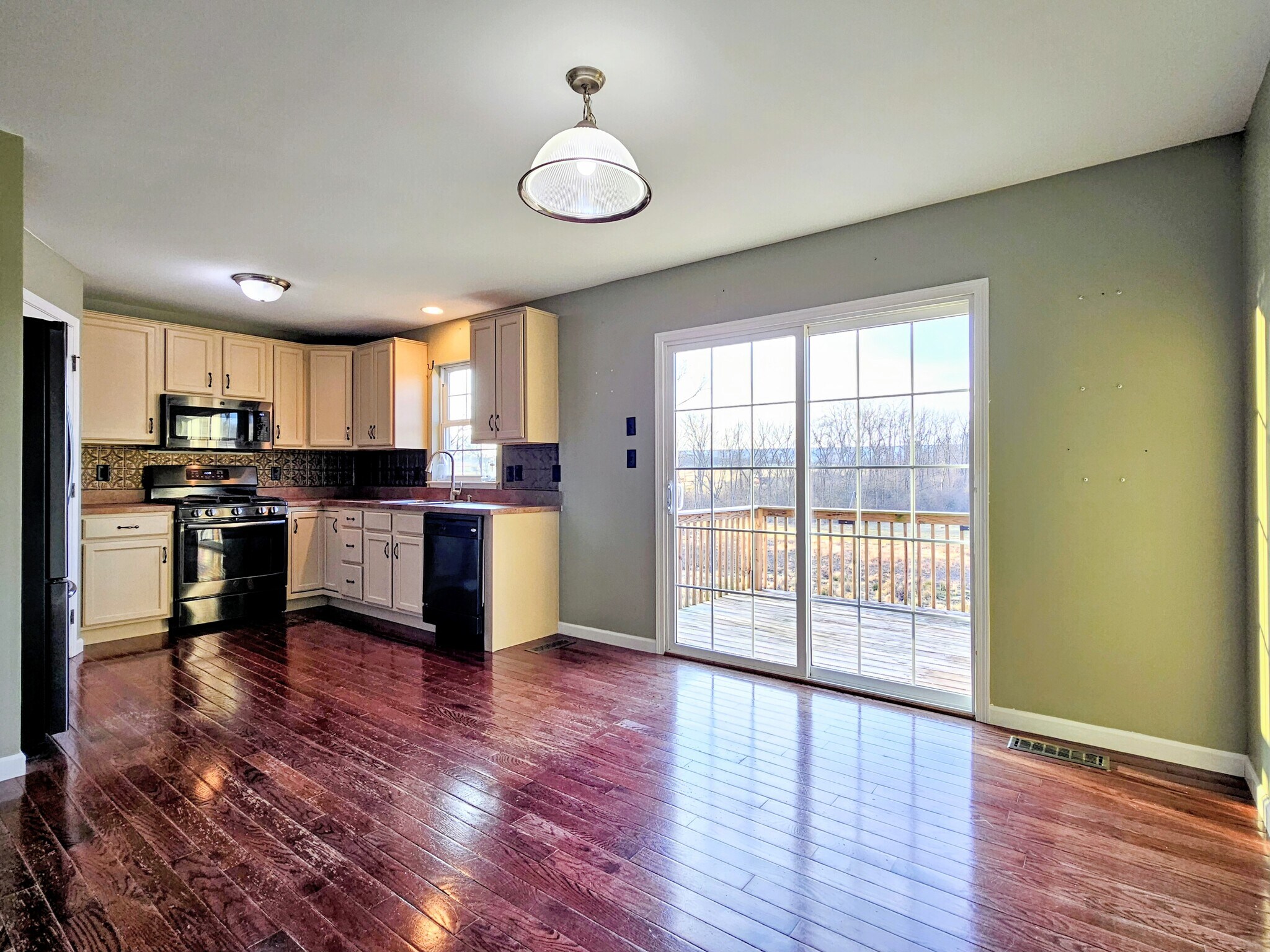 Building Photo - 117 Ironwood Ct