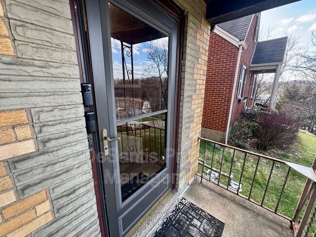 Building Photo - 229-231 Marylea Avenue