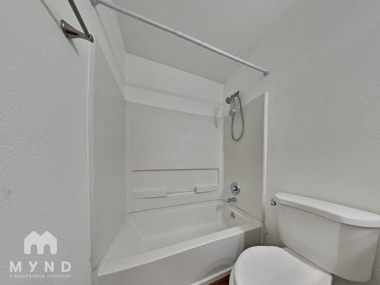 Building Photo - 5342 Gibralter Pl