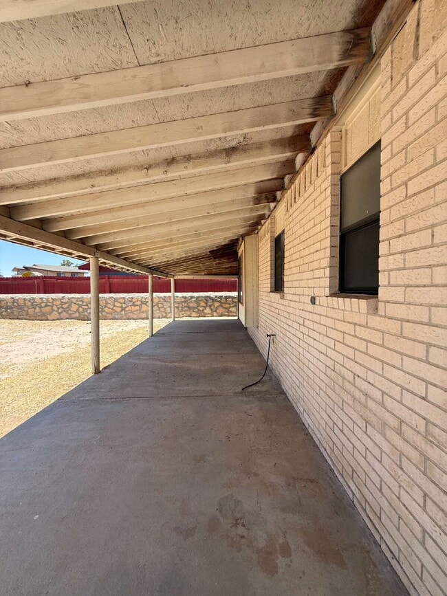 Building Photo - 11708 Sierra Azul Dr