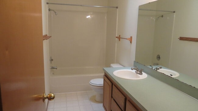 Building Photo - Spacious 4 Bedroom Home in North Corvallis Cul-de-Sac