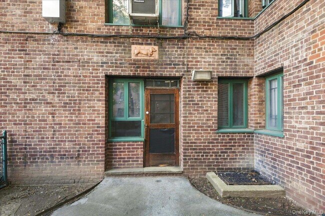 Building Photo - 1589 Unionport Rd