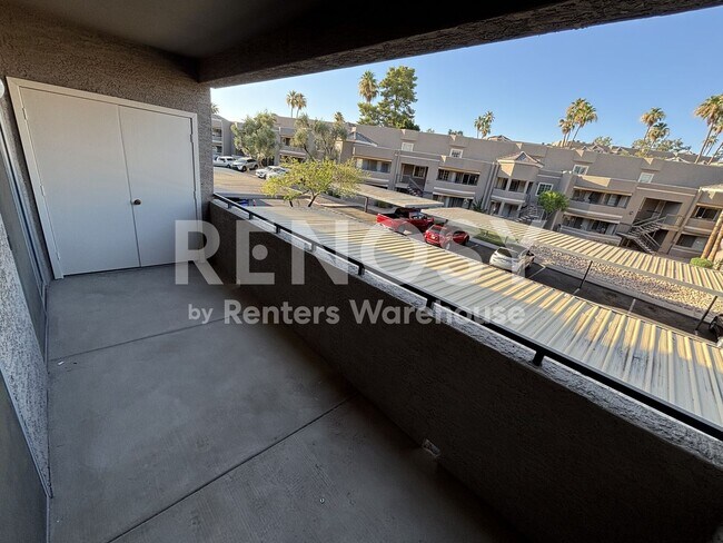 Building Photo - Beautiful Condo The Cliff At North Mountain!