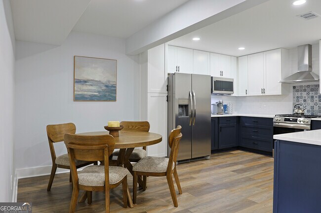 Building Photo - 2184 Skye Isles Pass SE