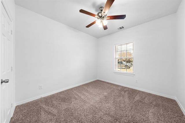 Building Photo - 810 N Walnut St