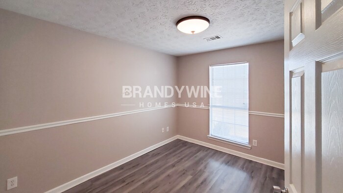 Building Photo - 369 Autumn Lake Dr
