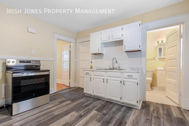 Building Photo - 239 Crowley Ave