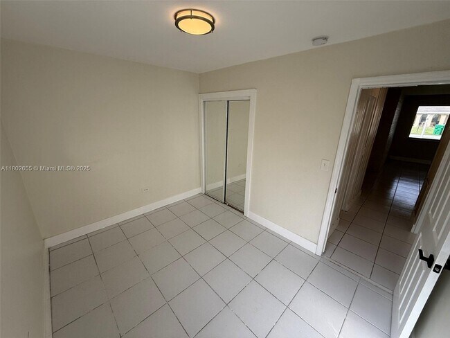 Building Photo - 7410 Granada Blvd