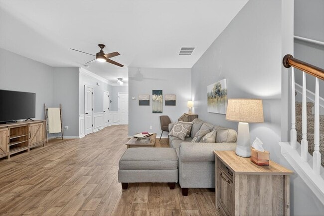 Building Photo - 256 Valley Xing