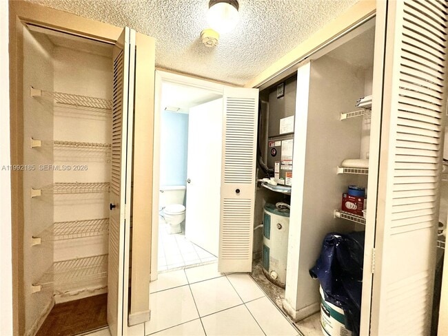 Building Photo - 5900 SW 127th Ave