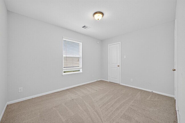 Building Photo - 1312 Mainland Shrs Ln