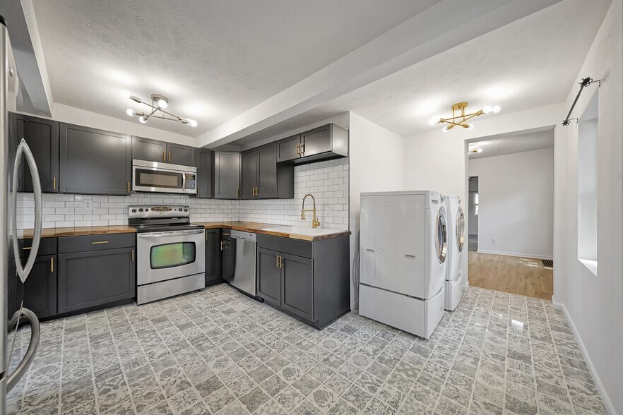 Building Photo - 4209 Touzalin Ave