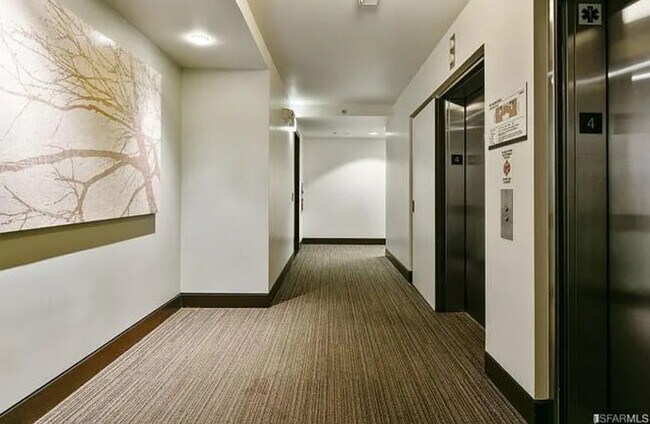 Hallway to Apartment - 829 Folsom St