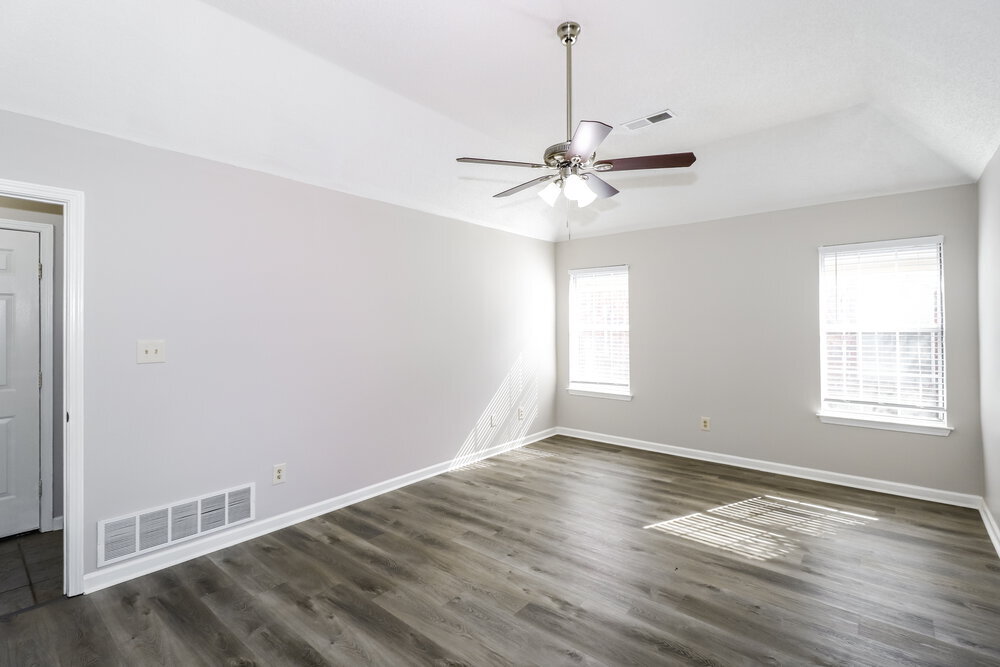 Building Photo - 6963 Naples Dr