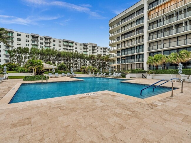 Building Photo - 3440 S Ocean Blvd