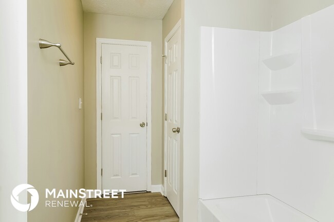 Building Photo - 6815 Turnberry Way